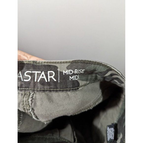 NEW Vanilla star Camo Denim Shorts Juniors Women's Size 1 - Picture 5 of 5